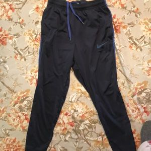 Men’s Nike soccer warm up pants